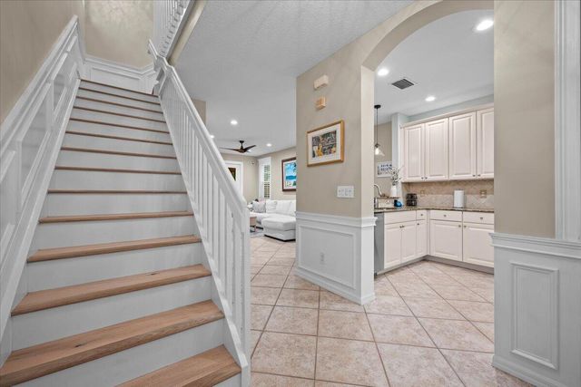 443 Pumpkin Drive, Palm Beach Gardens, FL 33410