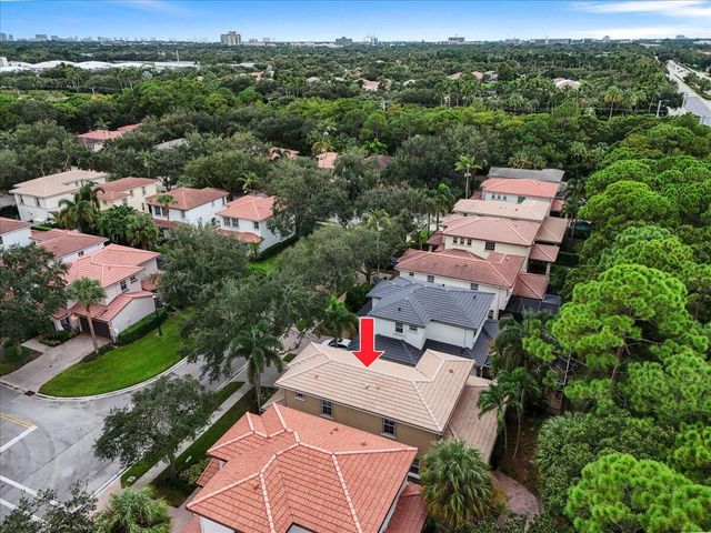443 Pumpkin Drive, Palm Beach Gardens, FL 33410