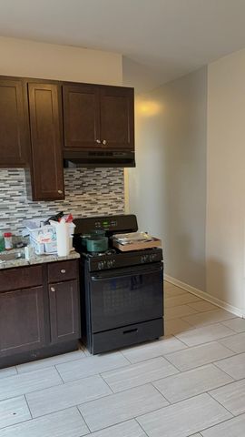 26 E 113th Street, Chicago, IL 60628