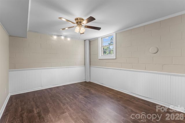 4405 Landing Court, Hickory, NC 28602