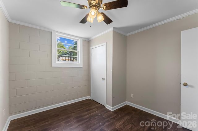 4405 Landing Court, Hickory, NC 28602