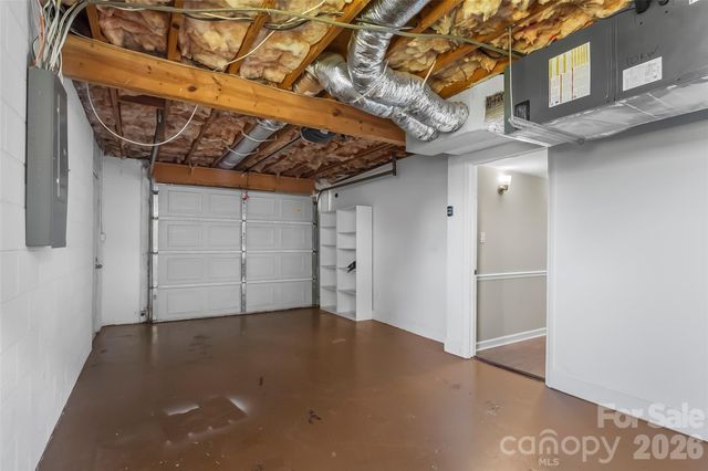 4405 Landing Court, Hickory, NC 28602