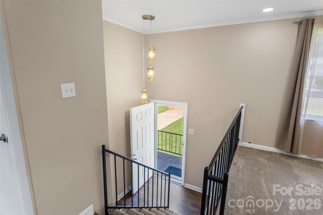 4405 Landing Court, Hickory, NC 28602