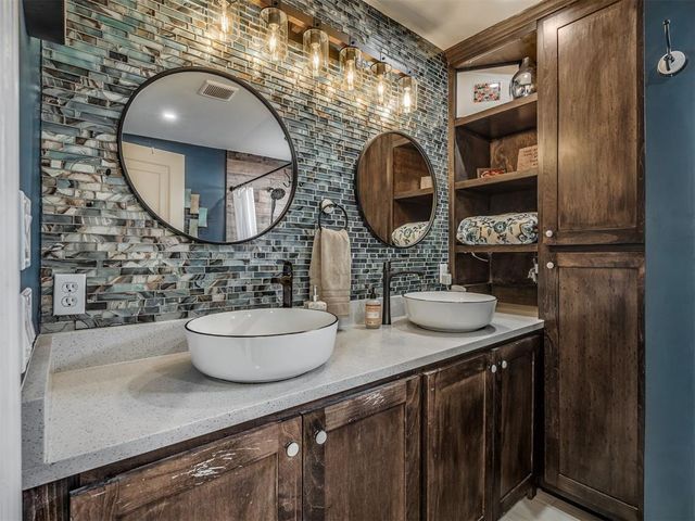 1605 NW 43rd Street, Oklahoma City, OK 73118