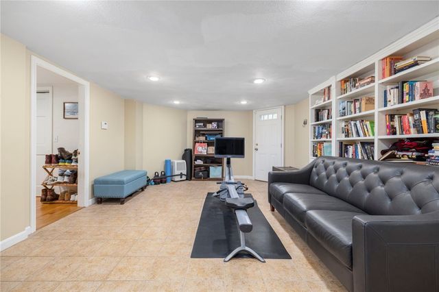 165 Waterman Street 2, Providence, RI 02906