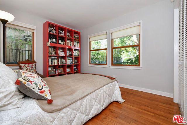 15114 Hesby Street, Sherman Oaks, CA 91403