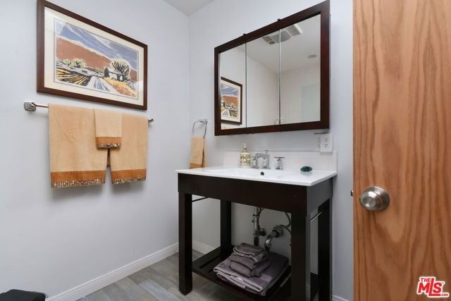 15114 Hesby Street, Sherman Oaks, CA 91403