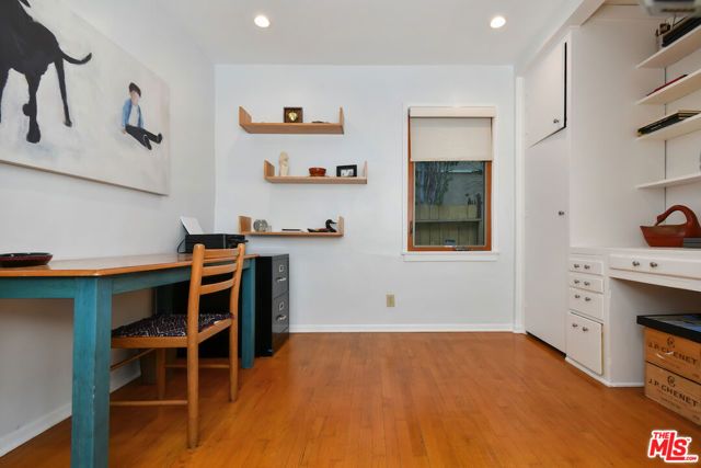 15114 Hesby Street, Sherman Oaks, CA 91403