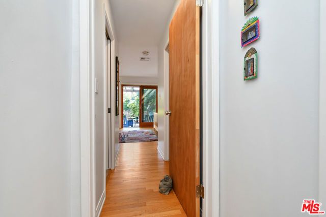 15114 Hesby Street, Sherman Oaks, CA 91403