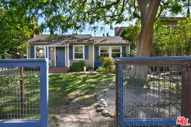 15114 Hesby Street, Sherman Oaks, CA 91403