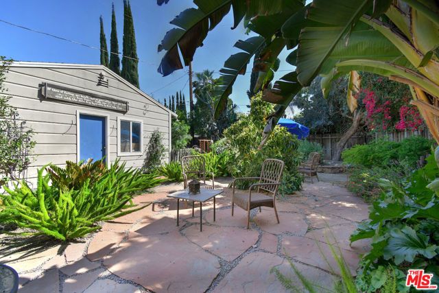 15114 Hesby Street, Sherman Oaks, CA 91403