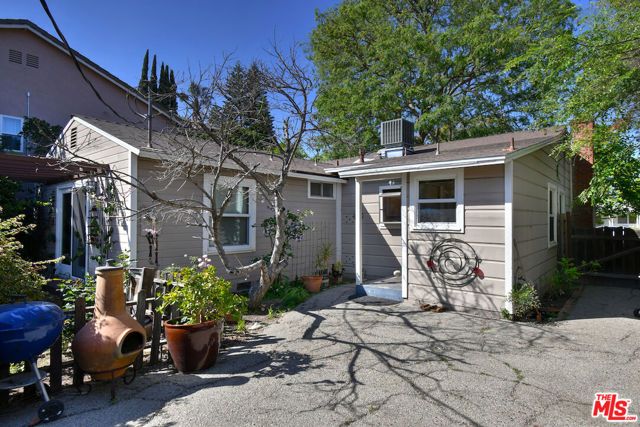 15114 Hesby Street, Sherman Oaks, CA 91403