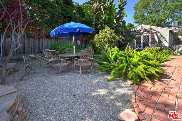 15114 Hesby Street, Sherman Oaks, CA 91403