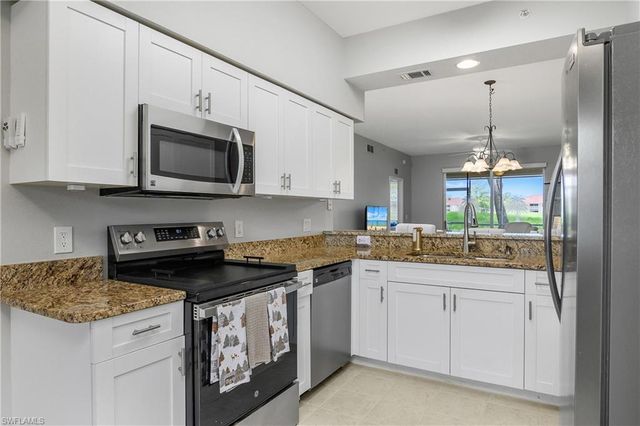 2700 Cypress Trace CIR # 3115, Naples, FL 34119