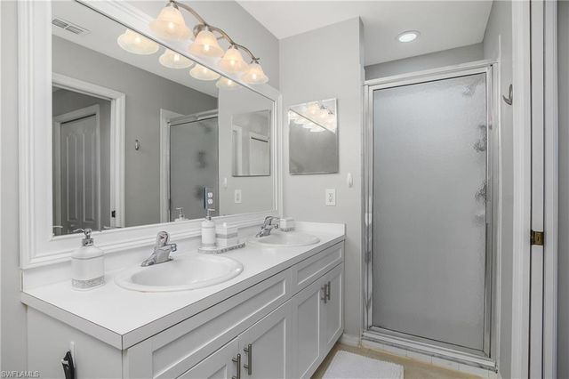 2700 Cypress Trace CIR # 3115, Naples, FL 34119