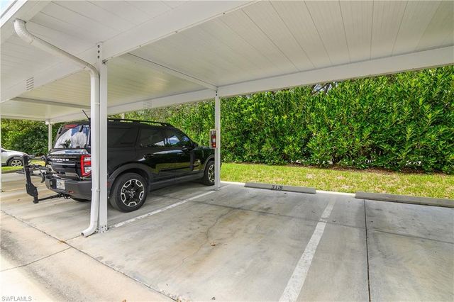 2700 Cypress Trace CIR # 3115, Naples, FL 34119