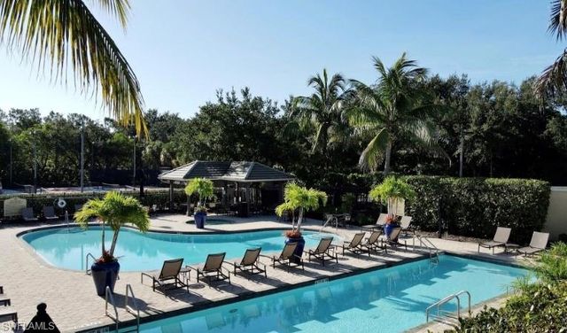 2700 Cypress Trace CIR # 3115, Naples, FL 34119