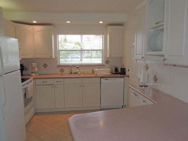 20 Celestial Way 105, Juno Beach, FL 33408