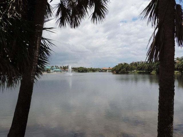 20 Celestial Way 105, Juno Beach, FL 33408