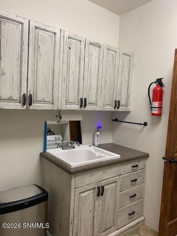 4 Mount Olympus Road, Silver City, NM 88061