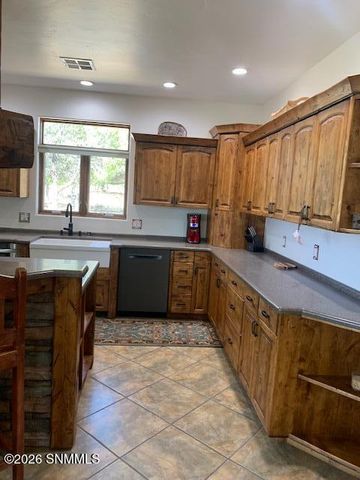 4 Mount Olympus Road, Silver City, NM 88061