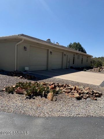 4 Mount Olympus Road, Silver City, NM 88061