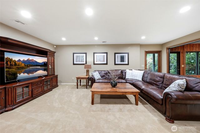 18926 NE 127th Street, Redmond, WA 98052