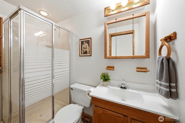 18926 NE 127th Street, Redmond, WA 98052