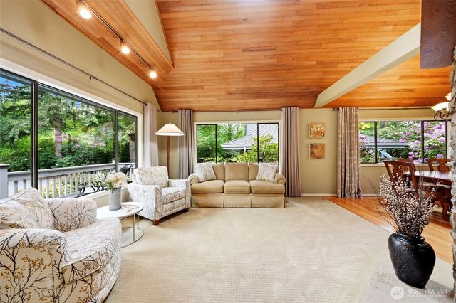 18926 NE 127th Street, Redmond, WA 98052