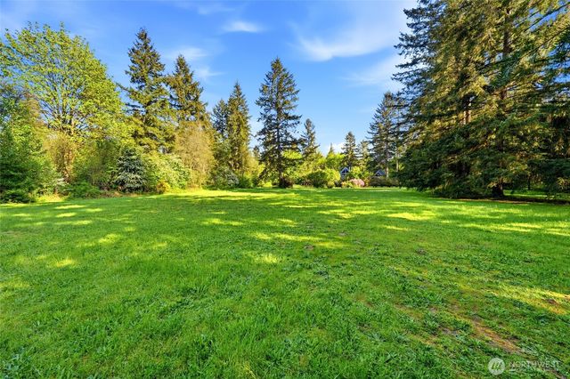 18926 NE 127th Street, Redmond, WA 98052