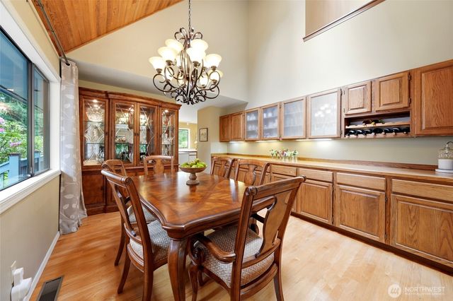 18926 NE 127th Street, Redmond, WA 98052