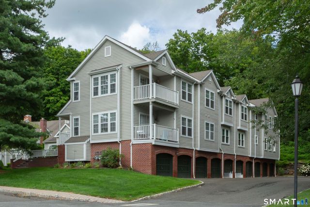 223 Mayfield Drive, Trumbull, CT 06611