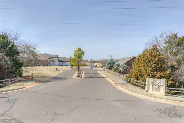 13675 Creek View Drive, Edmond, OK 73025