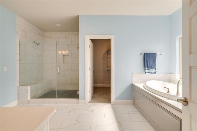 13675 Creek View Drive, Edmond, OK 73025