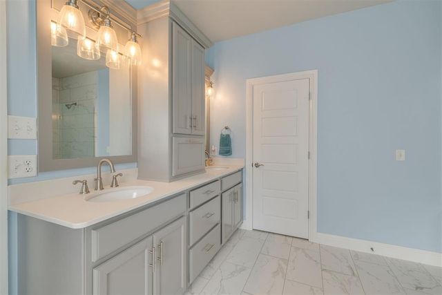 13675 Creek View Drive, Edmond, OK 73025