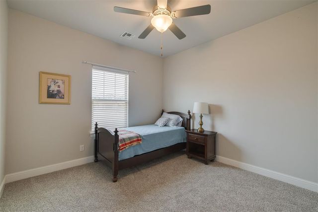 13675 Creek View Drive, Edmond, OK 73025