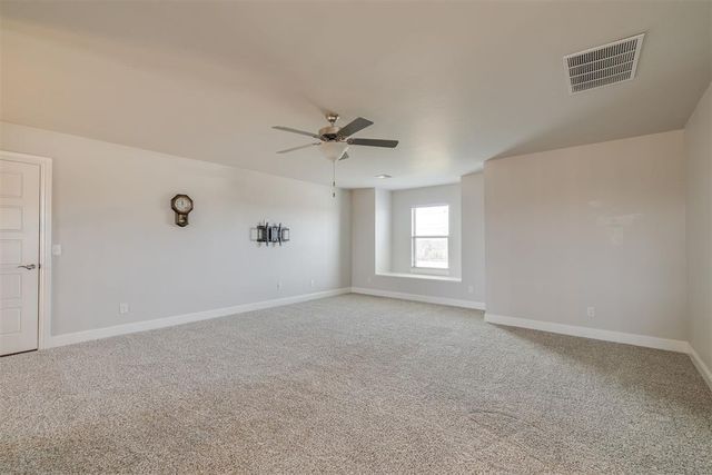 13675 Creek View Drive, Edmond, OK 73025