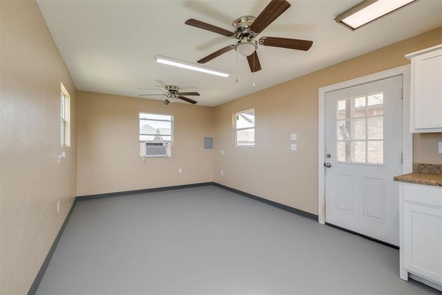 13675 Creek View Drive, Edmond, OK 73025