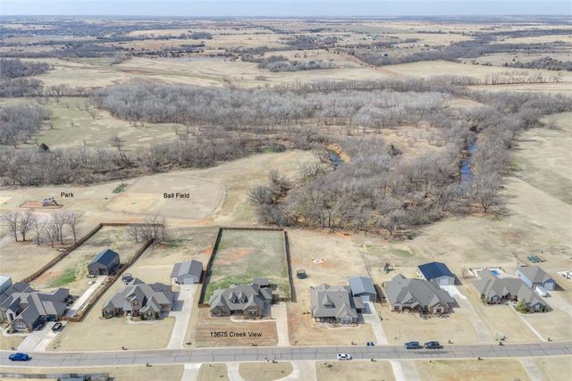 13675 Creek View Drive, Edmond, OK 73025