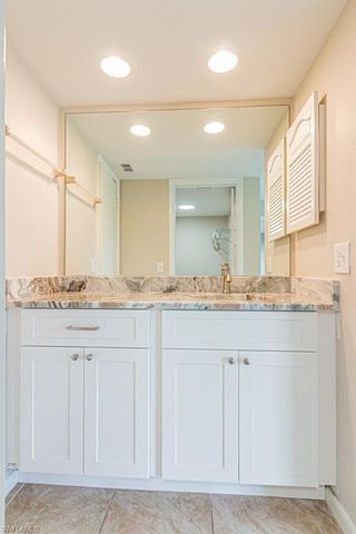 149 Palm DR 17, Naples, FL 34112