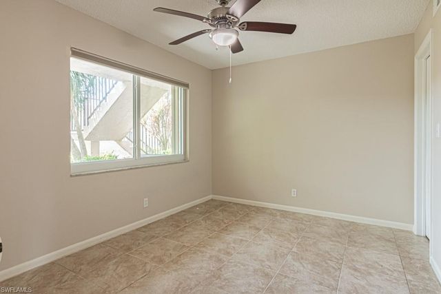 149 Palm DR 17, Naples, FL 34112