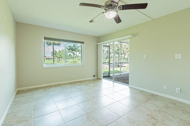 149 Palm DR 17, Naples, FL 34112