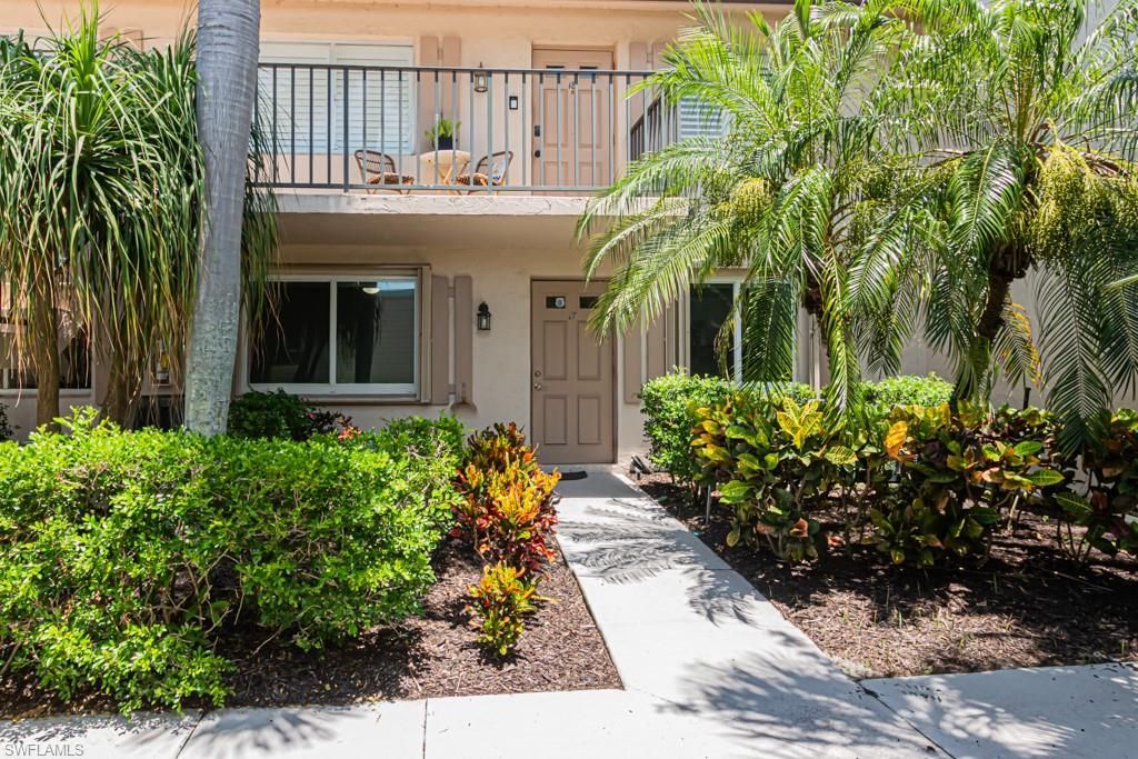 149 Palm DR 17, Naples, FL 34112