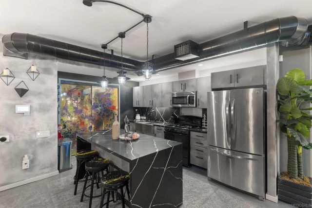 350 11Th Ave 134, San Diego, CA 92101