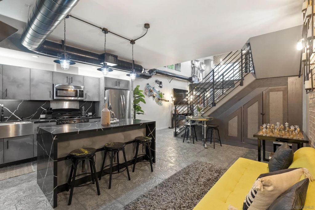 350 11Th Ave 134, San Diego, CA 92101