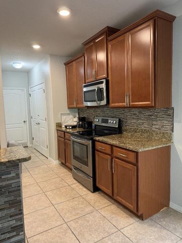 1966 HAWKS VIEW DRIVE, Ruskin, FL 33570