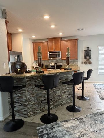 1966 HAWKS VIEW DRIVE, Ruskin, FL 33570