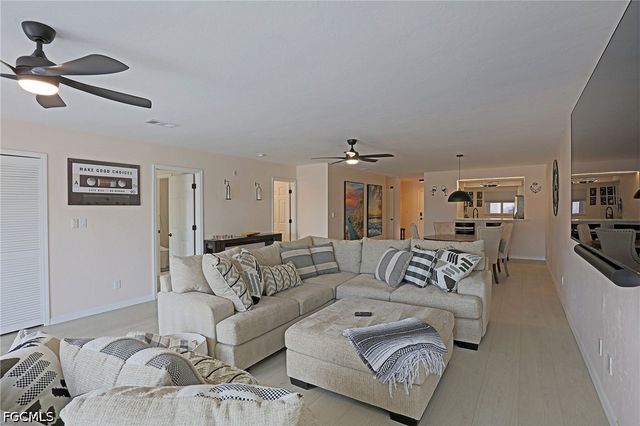 11921 Seabreeze Cove LN 208, Fort Myers, FL 33908