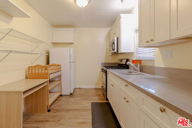 1409 S New Hampshire Avenue, Los Angeles, CA 90006