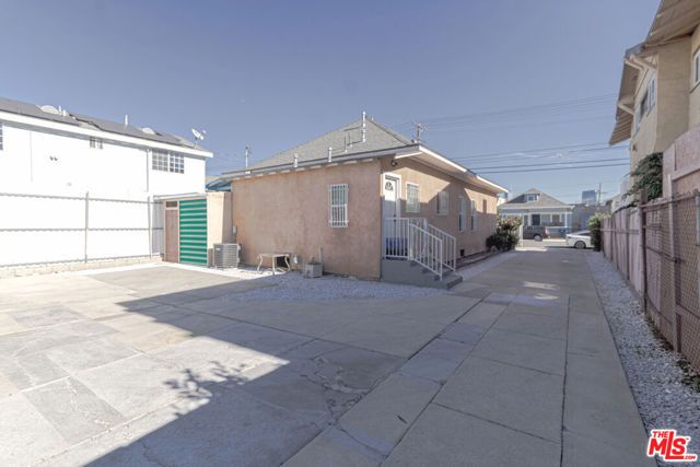 1409 S New Hampshire Avenue, Los Angeles, CA 90006